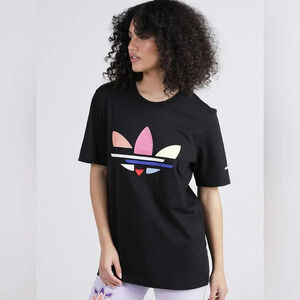 Adidas  Shattered Trefoil T-Shirt, size Youth 18 (Small)